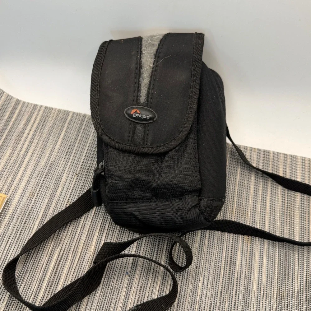 Lowepro Compact Camera Bag Black Padded Nylon Shoulder‎ Strap Belt Loop Case